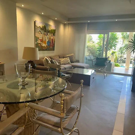 Apartmán Ground Floor In Prime Location